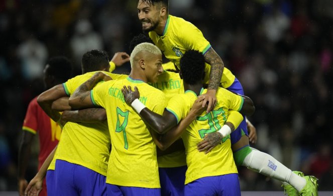 OPASNOST ZA ORLOVE! Brazil REŠETA sa SVIH STRANA! Rival Srbije na Mundijalu lako PRESLIŠAO Crne zvezde! (VIDEO)