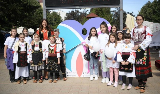 Treća kućica 'POŽELI ŽELJU' otvorena u Varvarinu! HUMANA srca na delu! (FOTO)