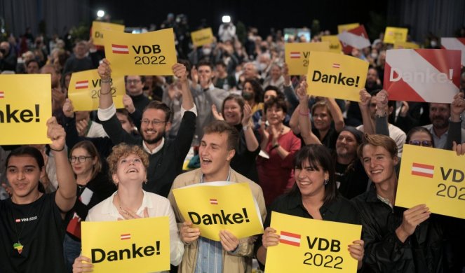 ISTORIJSKA POBEDA U PRVOM KRUGU! Aleksander van der Belen ponovo izabran za predsednika Austrije!