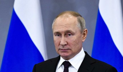 ON NIKADA NE BLEFIRA! NEŠTO NIJE JASNO? Američki obaveštajac šokirao izjavom o Putinu: Kada kaže, to i učini