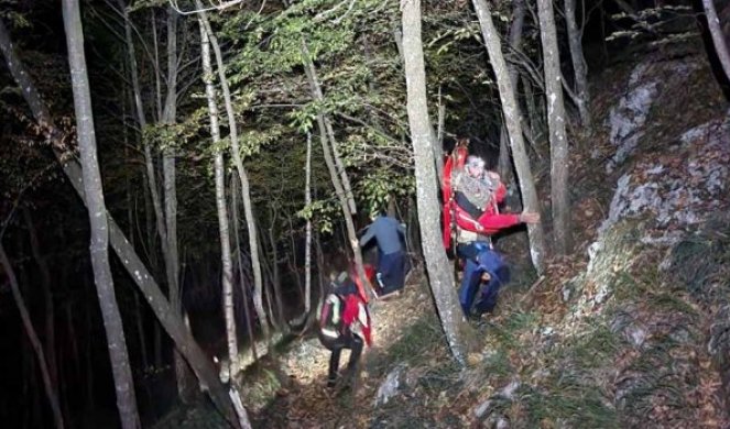 PRONAĐENA DVA PLANINARA IZ UŽICA! Spasioci pronašli muškarce koji su juče ostali zarobljeni u blizini Tare!