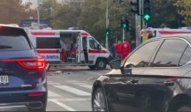 JOŠ JEDNA SAOBRAĆAJNA NESREĆA! Na Novom Beogradu dva vozila Hitne pomoći  (VIDEO)