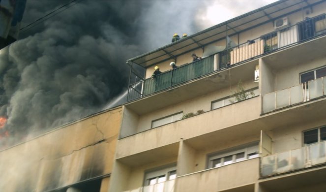 VATROGASCI UKROTILI VATRENU STIHIJU! Lokalizovan požar u kineskoj robnoj kući u Kruševcu (VIDEO)