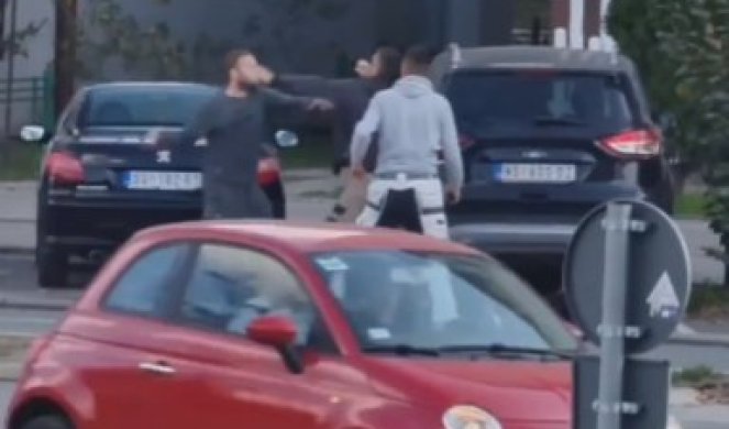 MORTAL KOMBAT U NOVOM SADU! Šibanje taksiste i radnika ostavilo sve bez reči! Umešala se i žena, proradio i KUNG-FU (VIDEO)