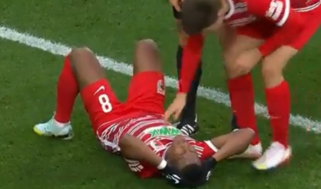 SEO JE NA TRAVU I POČEO DA PLAČE! Fudbaler očajan, povredio se 7 dana pre početka Svetskog prvenstva! (VIDEO)