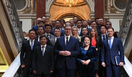 NAŠE ZEMLJE ĆE UVEK BITI ISKRENI PRIJATELJI! Vučić sa predstavnicima kineskih kompanija