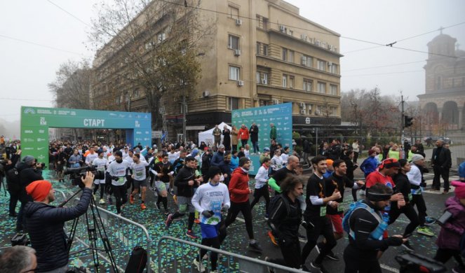 Milica Tomašević pobednica trke na 10 km na Trećem beogradskom jesenjem polumaratonu