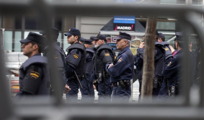 PALA SRPSKO-HRVATSKA BANDA U ŠPANIJI! Policija uhapsila četvoro ljudi, PUTUJUĆA kriminalna grupa pljačkala STANOVE širom države?!