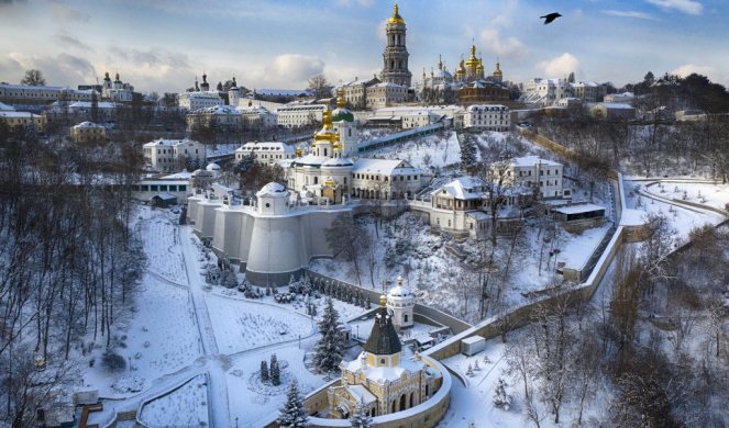 PODLA ODMAZDA ZELENSKOG! Kijev krenuo na najveću svetinju, u toku udar na Kijevsko-pečersku lavru!