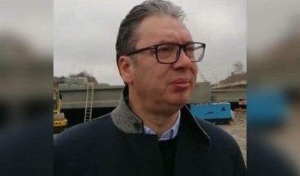 SRBIJA MORA KRUPNIM KORACIMA DA KORAČA U BUDUĆNOST! Predsednik Vučić uprkos vetru i hladnoći obišao radove na obilaznici oko Beograda (VIDEO)