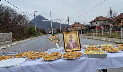 DESETI DAN NA BARIKDAMA! Srbi obeležavaju krsnu slavu Svetog Nikolu