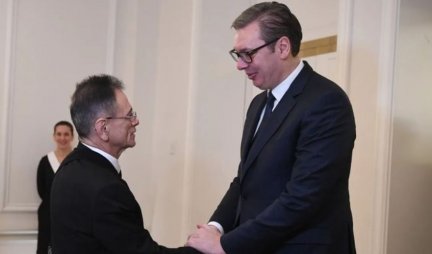 GLAVNA TEMA VOJNA INDUSTRIJA! Vučić s ministrom odbrambene industrije Azerbejdžana: RAZGOVARAMO O NAJVAŽNIJIM STVARIMA!