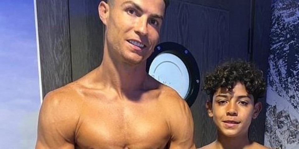 Ljudi, on je isti ćale! Ronaldo trenira sa sinom! (FOTO)