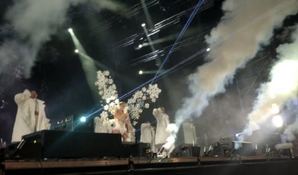 Spektakularnim nastupima zvezda modernog muzičkog talasa Beograd zakoračio u 2023. godinu