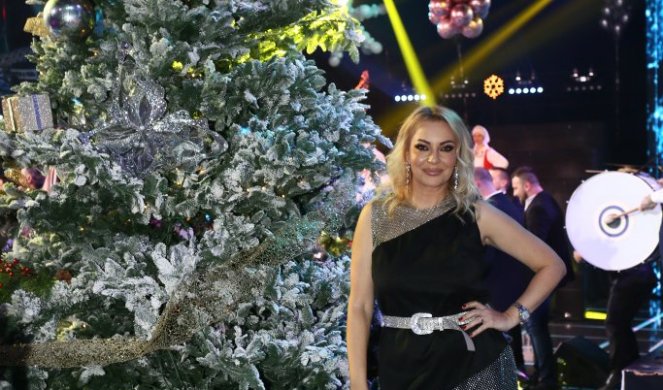 IVANA SELAKOV: Pravim slatku česnicu, Kruna je obožava!