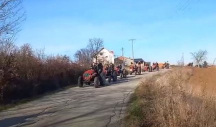 BOŽIĆNA VOŽNJA, JOŠ POSTOJE SELA U KOJIMA SE NIPOŠTO NE PROPUŠTA!? Običaji vezani za Božić su brojni, ovaj je vezan sa Topolu i okolinu (Video)