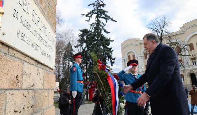 Skandal! Tajkunski Danas preneo odvratnu poruku: Republika Srpska je entitet slikan krvlju!