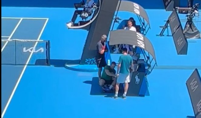 NEEEEEE! Muk na stadionu, Novak sve zabrinuo na prvom treningu u Melburnu! (VIDEO)