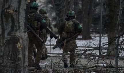 NEMAČKI GENERAL SAHRANIO NADE KIJEVA: Ruska vojska će uskoro zauzeti ceo Donbas, mogu da im šalju "leoparde", "mardere" - ništa neće uraditi!