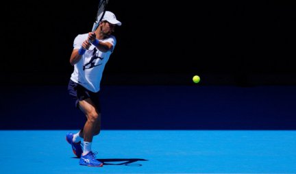 NOLE ODRADIO TRENING U MELBURNU! Neviđeno INTERESOVANJE! Više HILJADA ljudi došlo da pruži PODRŠKU Srbinu!