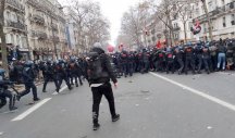 KLJUČA FRANCUSKA, USTANAK NA ULICAMA! Novi masovni protesti u Parizu, hiljade besnih Francuza protiv penzionih reformi! (VIDEO)