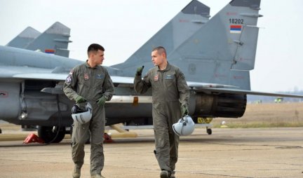 Ministarstvo odbrane pozvalo mladiće i devojke da postanu piloti Vojske Srbije
