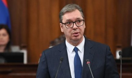 RASTURIO IH KO KEGLE, NASLAGAO IH KAO DRVA! Evo kako je Vučić juče u Skupštini razotkrio laži lidera hejterske opozicije
