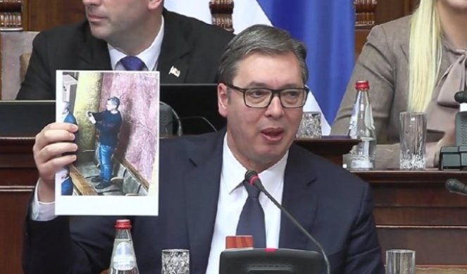 SRAMOTA! Vučić pokazao FOTOGRAFIJU i otkrio gde je Ćuta bio dok je opozicija divljala u Skupštini