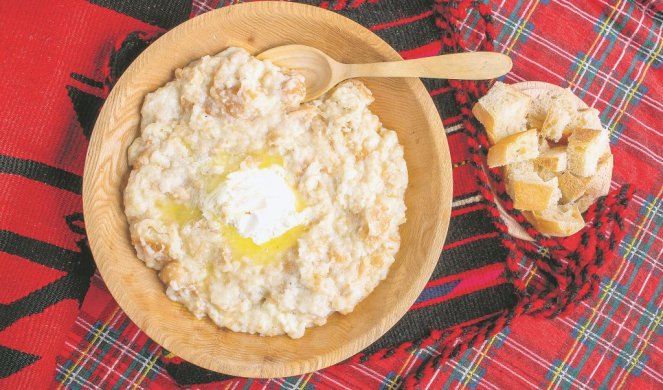 DA NE ODE U ZABORAV! Popara, tradicionalno srpsko jelo!