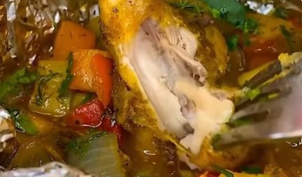 RUČAK IZ ALUMINIJUMSKE FOLIJE! Bataci i krompir će ovako biti sočni i ukusni - prste da poližete! (VIDEO)