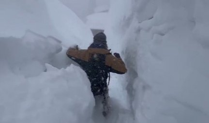 (VIDEO) AMERIKA OVO NE PAMTI! Sneg zatrpao CELU KALIFORNIJU, stravična ZIMSKA OLUJA nosi sve pred sobom, U OPASNOSTI 18 MILIONA LJUDI!