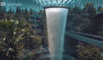 IMA VODOPAD VISOK 40 METARA I SKORO 300 PRODAVNICA! Zašto je aerodrom u Singapuru najbolji na svetu? (VIDEO)