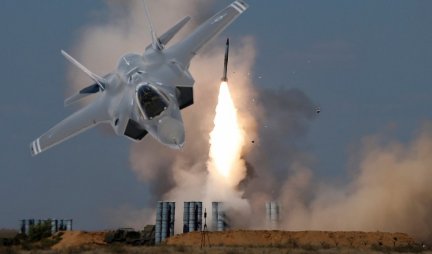 RUSI PONIZILI AMERIKANCE! S-300 PREVELIK ZALOGAJ ZA MOĆNOG F-35?! NATO piloti priznali propast ključne misije, Zapad nema rešenje za ovo!