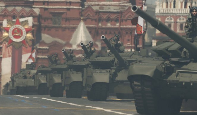 KO SAD SME DA KRENE NA MOSKVU?! Rusi opremaju Nacionalnu gardu zastrašujućim oružjem, stižu i tenkovi!
