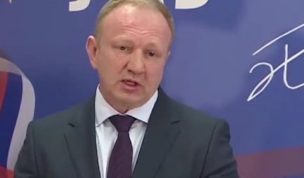 Đilas jasan: Nema saradnje sa Dverima, Zavetnicima i DSS-om! (VIDEO)