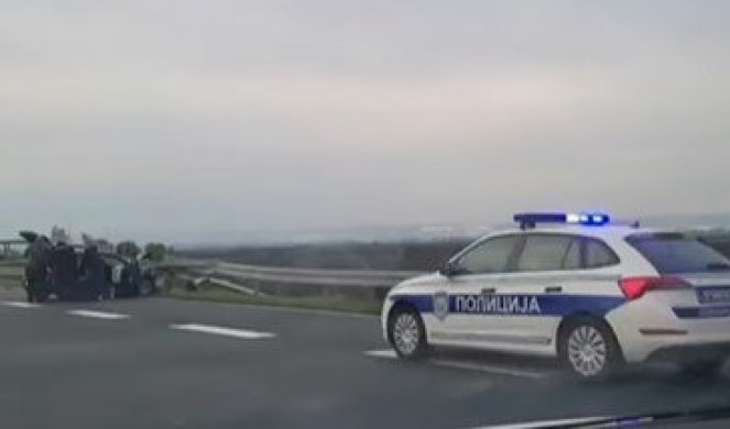 DVE OSOBE POVREĐENE! Sudar na auto-putu na ulazu u Novi Sad