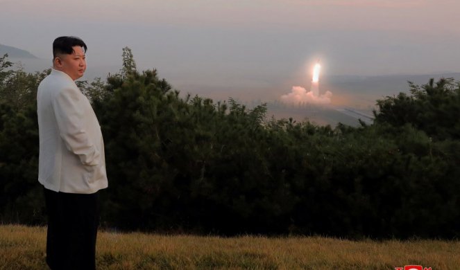 AMERIKA VIŠE NIŠTA NEĆE MOĆI DA SAKRIJE! Pjongjang završio razvoj moćnog satelita, stiglo naređenje od Kima! "Lansirajte ga..."