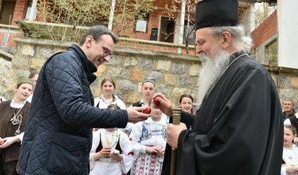 JASNO JE DA ĆE ŽIVOT OVDE POBEDITI! Petković u manastiru Draganac na proslavi Vaskrsa (FOTO/VIDEO)