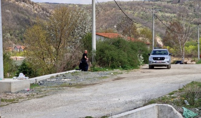 INFORMER U KOSOVSKOJ MITROVICI! Kontejnere za glasanje čuva policija (FOTO, VIDEO)