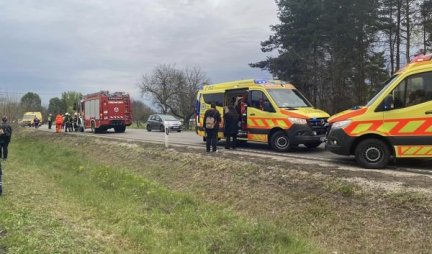 STRAVIČAN UDES SRPSKOG AUTOBUSA U MAĐARSKOJ! Vatrogasci izvlače povređene, ima i dece