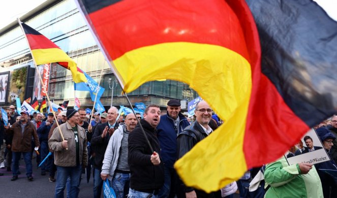 Panika u Evropi, ponavlja se istorija?! Krajnja desnica u Nemačkoj ima rekordnu podršku!