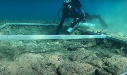 (VIDEO) NEVEROVATNO OTKRIĆE KOD KORČULE! U moru pronašli strukturu staru 7.000 godina, naučnici zanemeli od prizora!