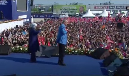 (VIDEO) NA ERDOGANOV MITING U ISTANBULU DOŠLO 1,7 MILIONA LJUDI! Za Putina ovo je sjajna vest, za Amere nešto što nikako ne žele da vide! RAZLOZI SU I VIŠE NEGO JASNI!