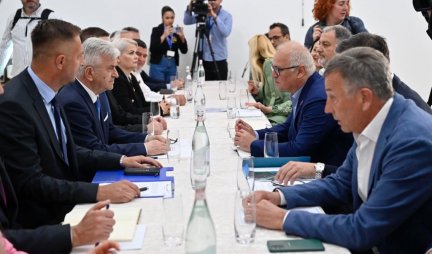 Vesić: Srbija će biti povezana sa četiri nove saobraćajnice sa BiH i Republikom Srpskom