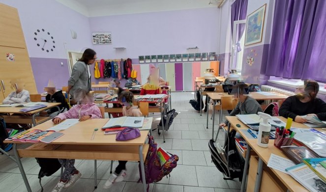 NEMA VIŠE MOBILNIH TELEFONA! Osnovna škola "Jovan Popović" u Kikindi zabraniće đacima korišćenje telefona u školi