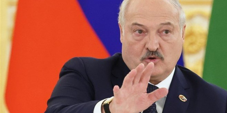 ŽIVOT KAKVOG POZNAJEMO MOŽE NESTATI SVAKOG TRENUTKA! Lukašenkova izjava odjeknula planetom! "Još jedan pogrešan korak..."