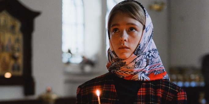 Ove osobe ne smeju da krste dete! Evo koja stroga pravila moraju da se ispoštuju tokom krštenja