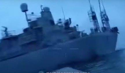 (VIDEO) NAJMODERNIJI RUSKI BROD NA UDARU! UKRAJINCI OBJAVILI SNIMAK! Mornarički dronovi krenuli na Ivana Hursa, Rusi otvorili vatru, a onda...