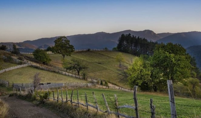 RUDNIK ZLATA, OSVETLJENJE PRE BEOGRADA Srpska planina koja je dobila ime po životinji krije veliki broj neobičnih priča (FOTO)