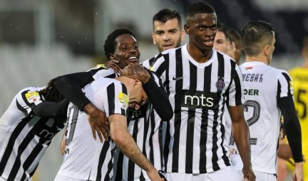 PARTIZAN POBEDOM ZAVRŠIO SEZONU! Voždovac pao u Humskoj (VIDEO+FOTO)